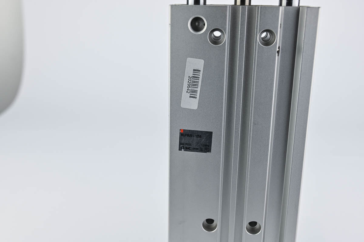 COMPACT GUIDE CYLINDER SLIDE BEARING 20 X 125 MGPM20125A SMC