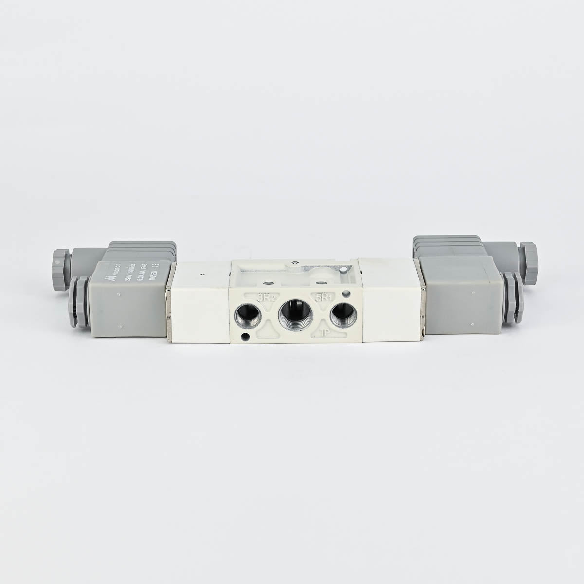 SOLENOID VALVE DOUBLE 5/2 1/4" 220 VAC COIL & ADAPTOR MINDMAN