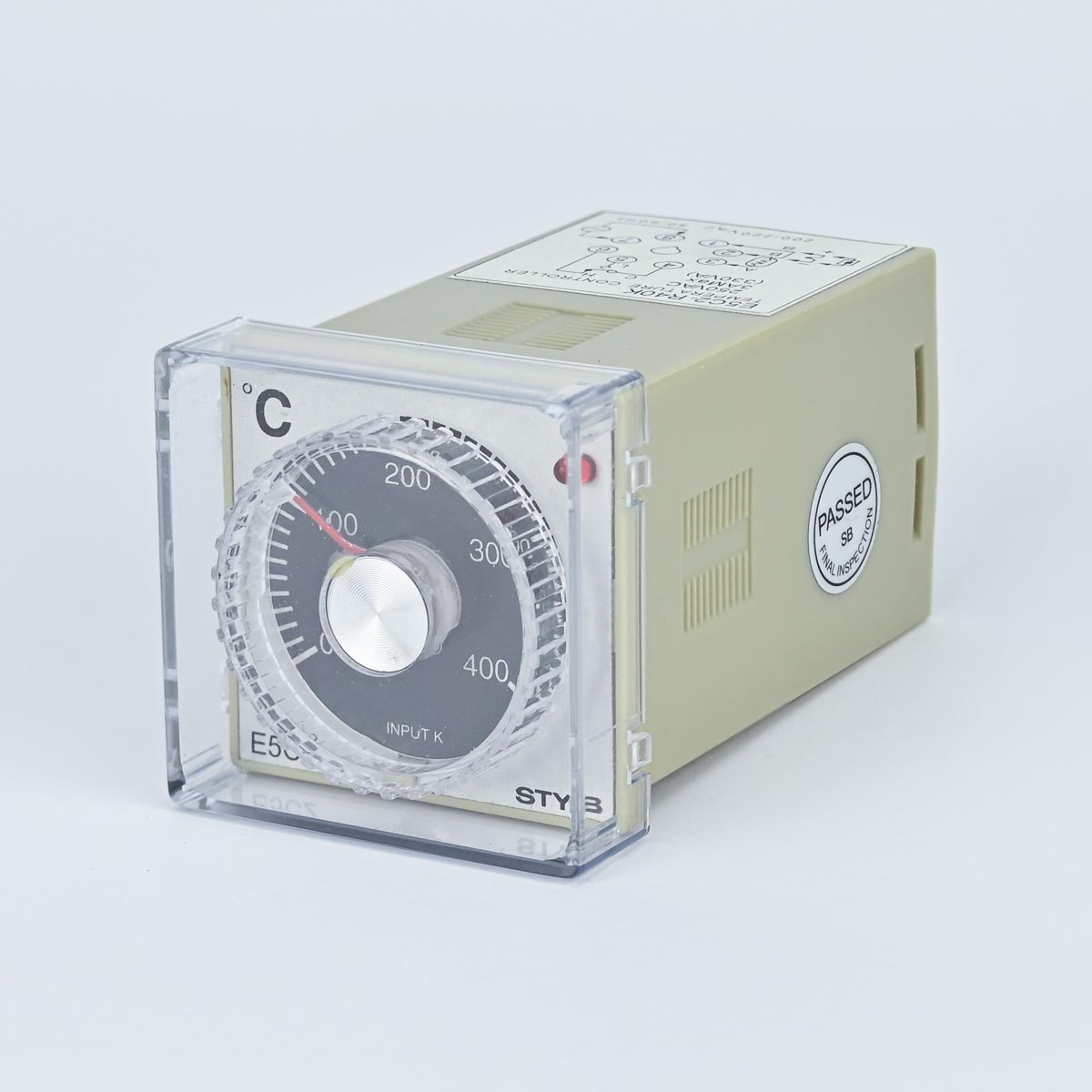TEMPERATURE CONTROLLER 48 X 48 400 DEG S E5C2 STYB